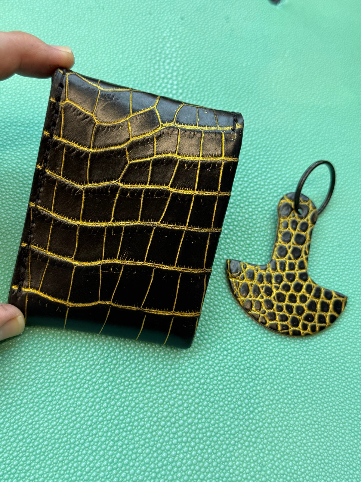 Sarasota Wallet - Black/Gold Alligator