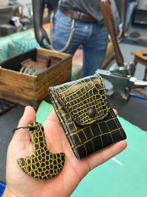 Sarasota Wallet - Black/Gold Alligator