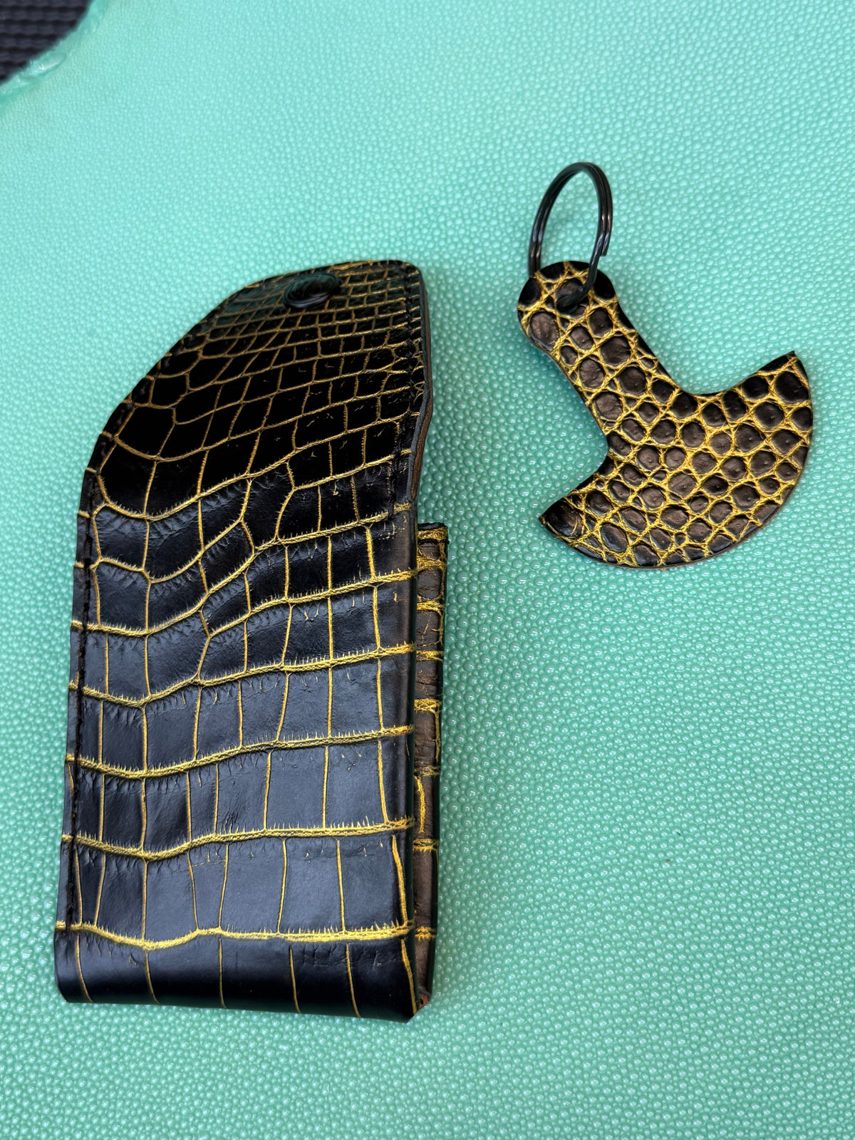Sarasota Wallet - Black/Gold Alligator
