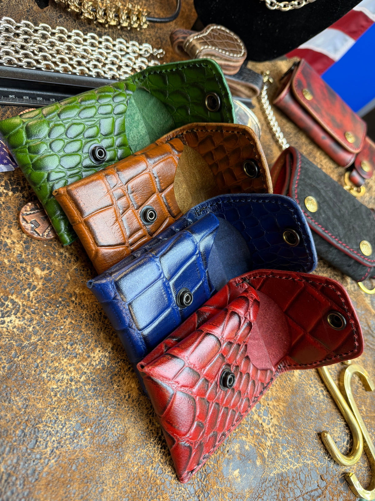 Sarasota Wallet - BuffaGator - Anvil Customs