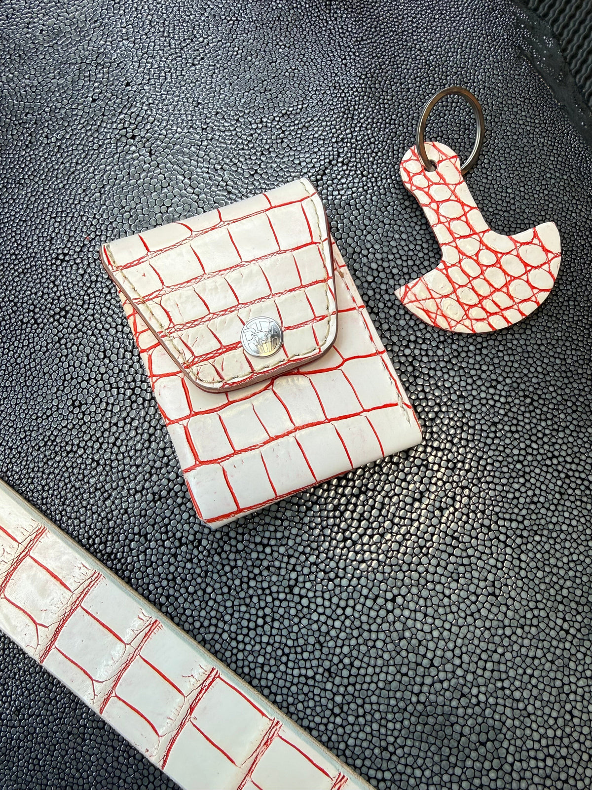 Sarasota Wallet - White/Red Alligator