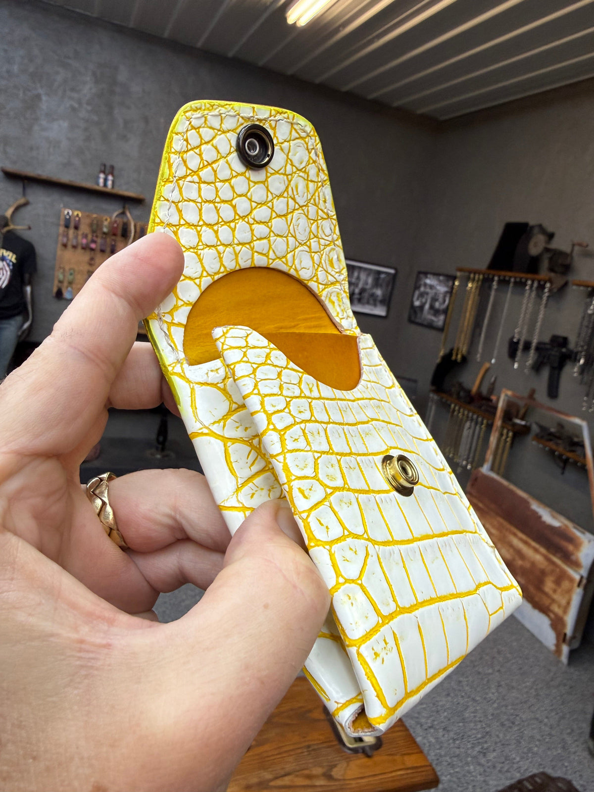 Sarasota Wallet - White/Yellow Alligator