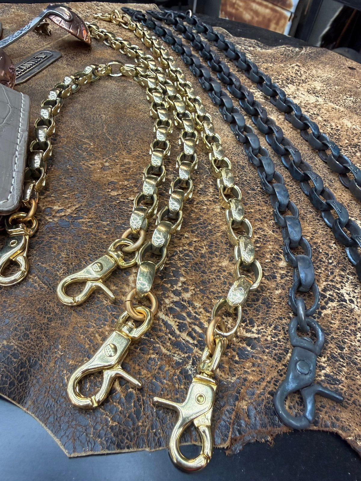 Signature Anvil Wallet Chain - Anvil Customs
