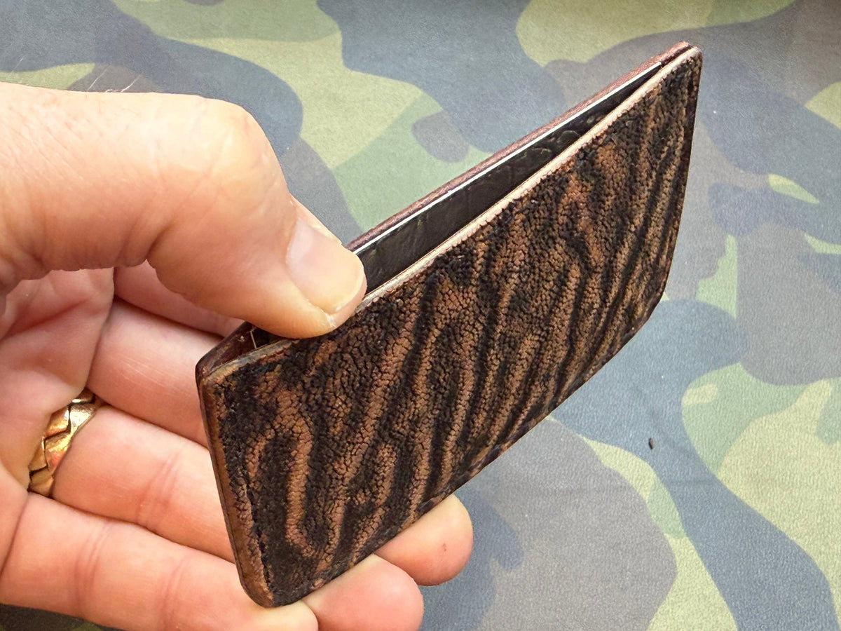 Single Pocket Card Wallet - Cognac Elephant