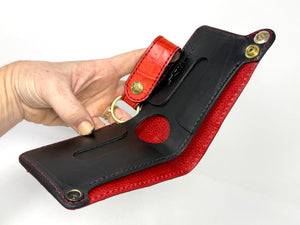 Standard Bifold Chain Wallet - Red Hornback