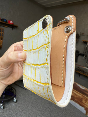 Standard Bifold Chain Wallet - White/Yellow Alligator