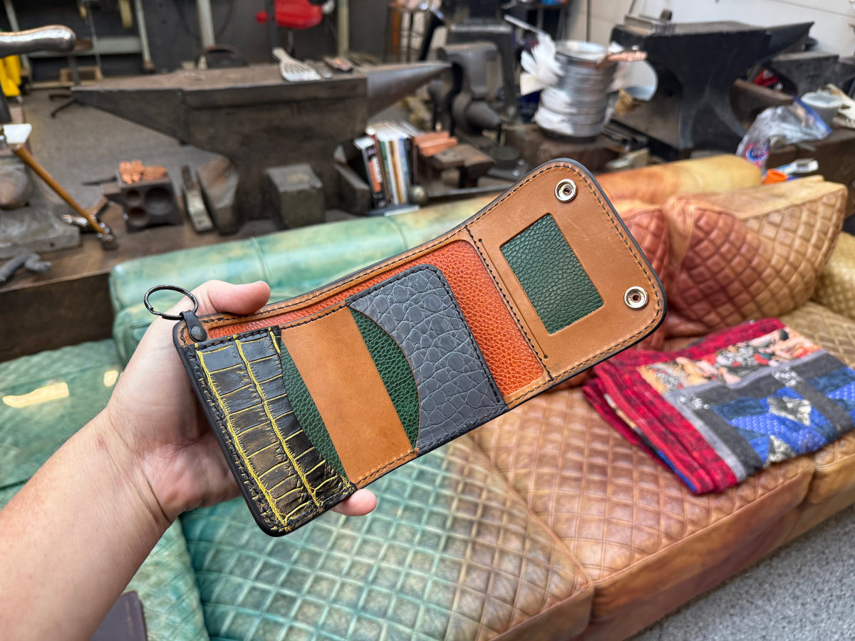 Trifold Leather Chain Wallet - Elephant