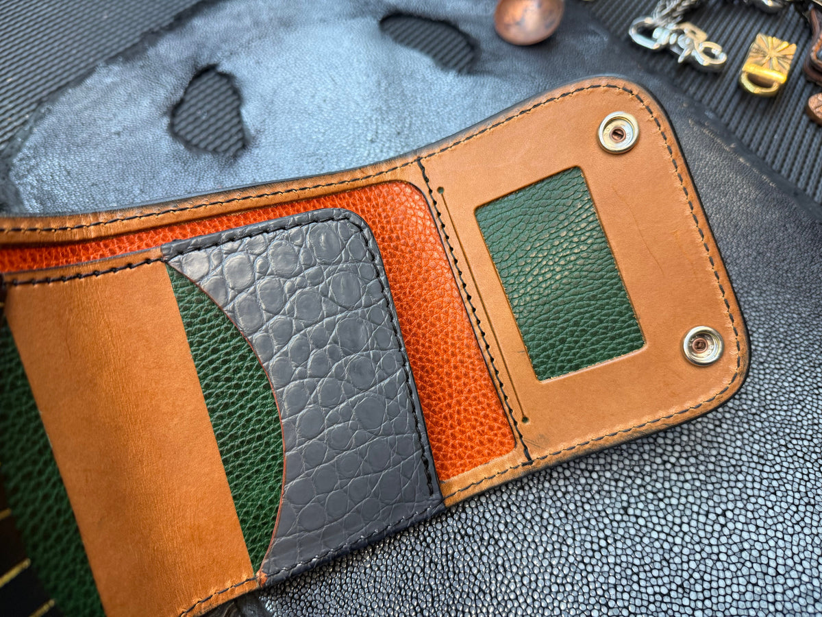 Trifold Leather Chain Wallet - Elephant